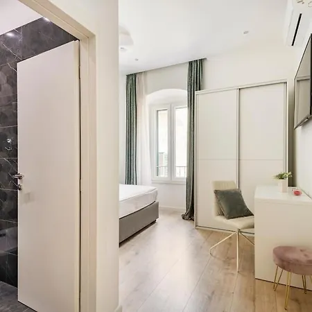 Apartment Arcus In The Very Center Of *