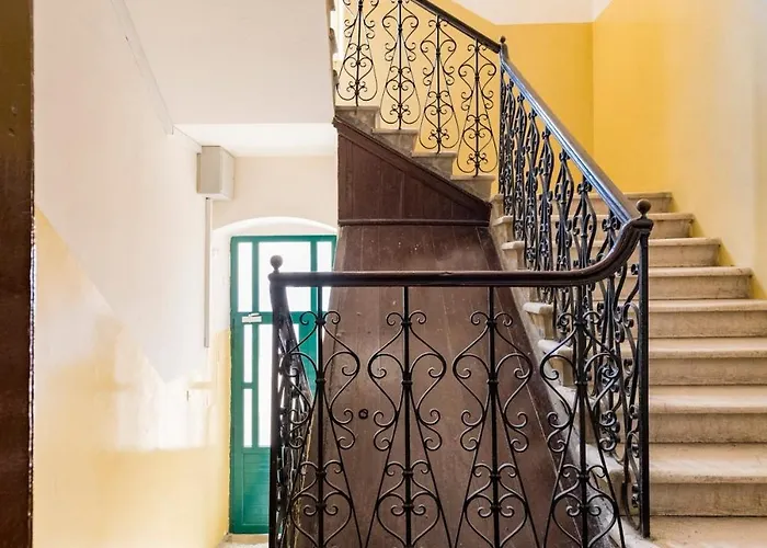 Arcus In The Very Center Of Split